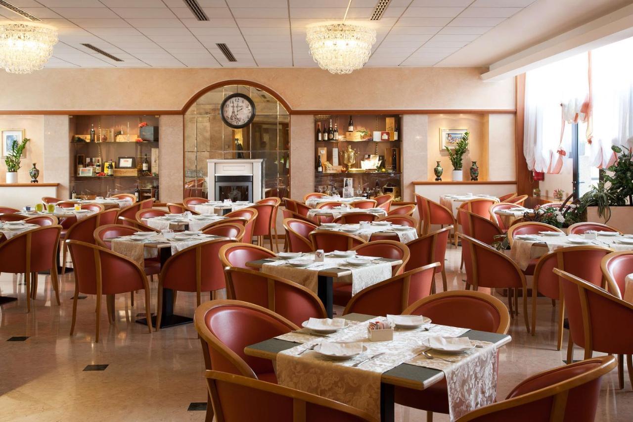 Best Western Hotel Leonardo Da Vinci إيربا المظهر الخارجي الصورة